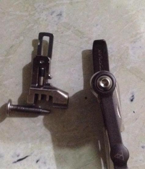 Gilbert's chain tool and Topeak Mini 18 multi-tool, showing the built-in plastic tire levers.